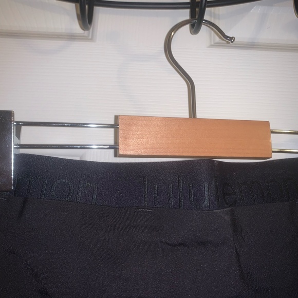 Lululemon Athletica Reflective Leggings Size 4 - Picture 3 of 5